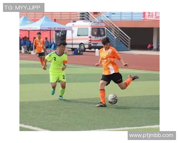 深圳篮球队的灵活性揭秘:如何在赛场上展现无与伦比的战术变换与团队协作 深圳篮球队的灵活性揭秘:如何在赛场上展现无与伦比的战术变换与团队协作