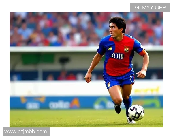 从街头小子到绿茵场上的传奇足球明星的奋斗历程与心路历程