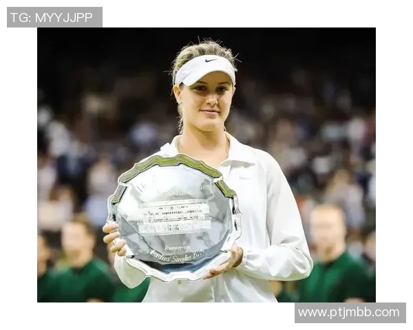 法国昔日退役足球明星的辉煌历程与传奇故事回顾 法国昔日退役足球明星的辉煌历程与传奇故事回顾