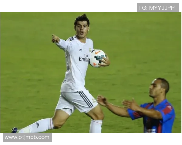 昔日天才足球明星的辉煌与陨落背后隐藏的故事与教训